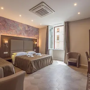 Bramble Luxury Πανσιόν