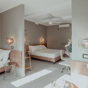 Hotell Marisa, Rom
